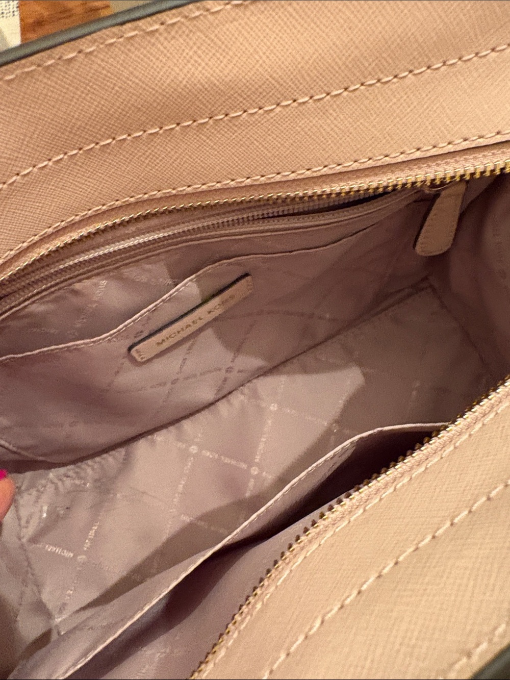 Michael Kors Blush Leather Satchel with Gold-Tone Chain Strap - Picture 4 of 6